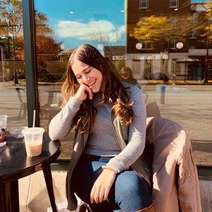Meet your Posher, Alessia